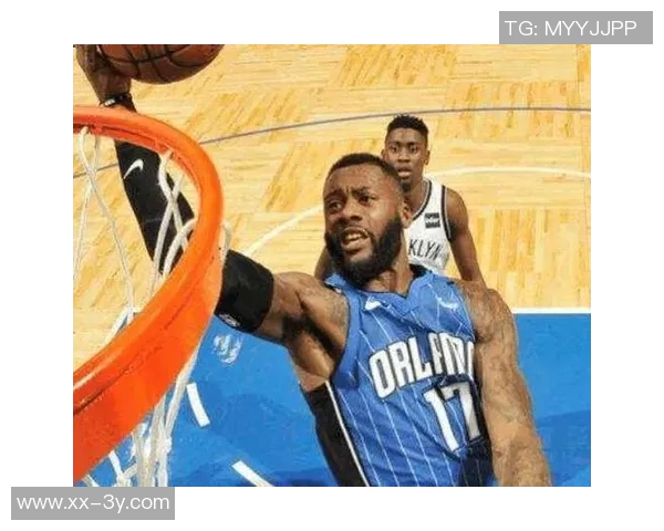 火箭队需突破体型限制改善空间布局与进攻多样性才能重回巅峰